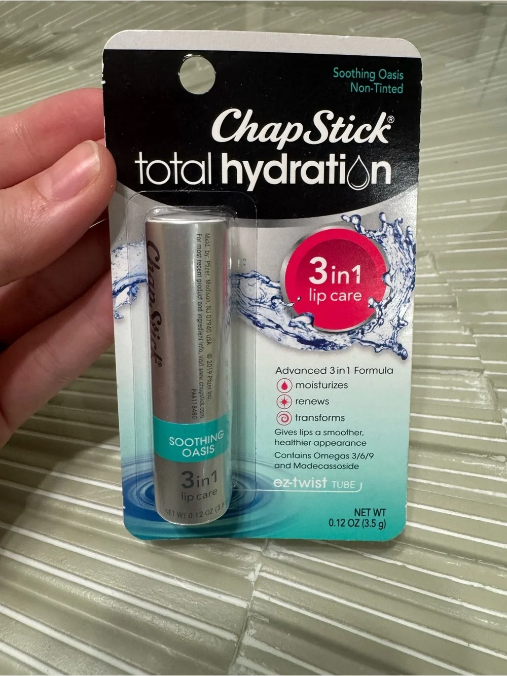 ChapStick Total Hydration Soothing Oasis Lip Balm - Blue